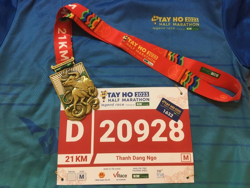 Featured image of post Hoàn thành 21km - Tây Hồ Half Marathon 2023